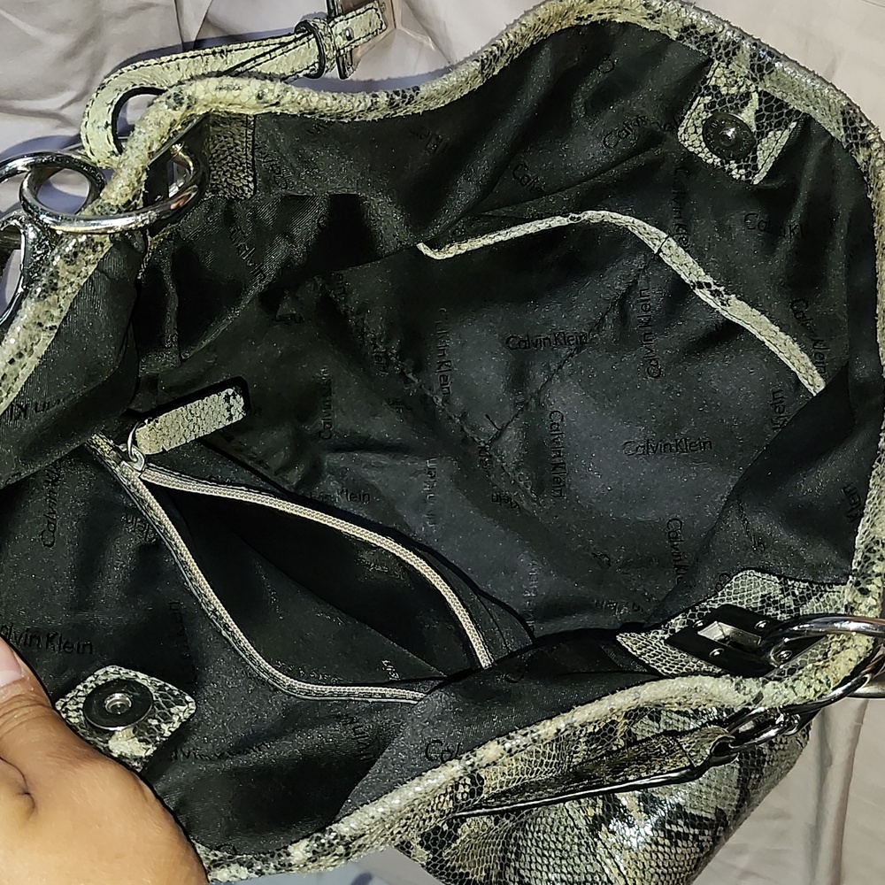 Calvin Klein shoulder bag - Picture 8 of 13